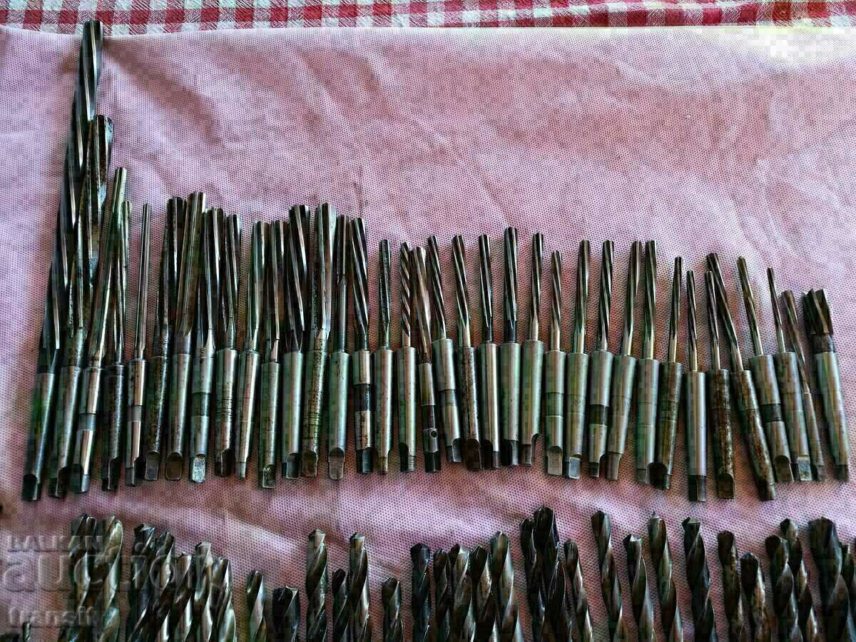 Drills, lathe MK1, Morse 1 West Germany, Great Britain 152 pcs. Drills, lathe MK1, Morse 1 West Germany, Great Britain 152 pcs.