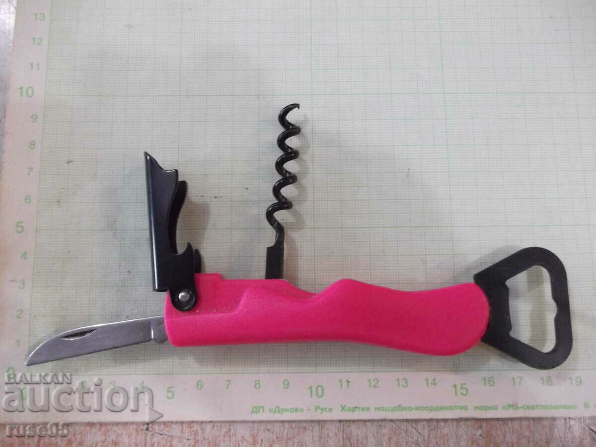 Corkscrew opener