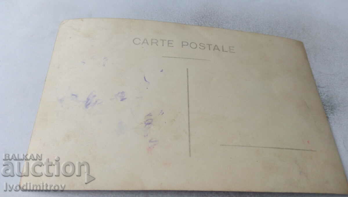 Picture Men and women and children on a picnic in the forest with price 1.45 BGN | € 0.74 Picture Men and women and children on a picnic in the forest with price 1.45 BGN | € 0.74