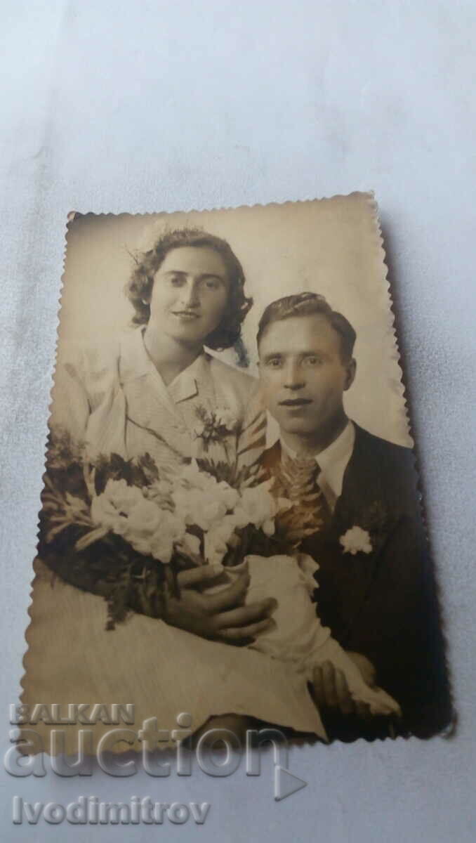 Снимка Младоженци 1943