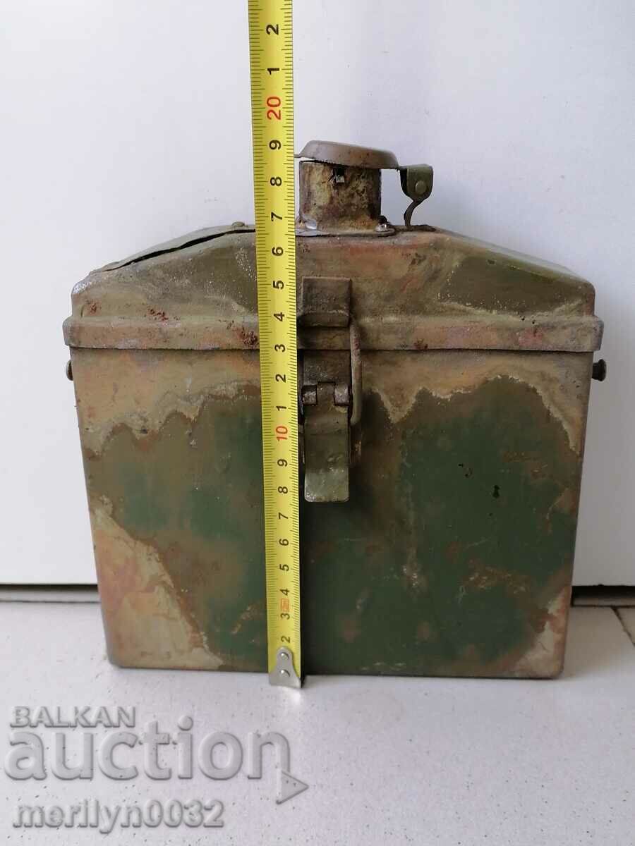 Army Metal Box World War II Box - 6 Army Metal Box World War II Box - 6