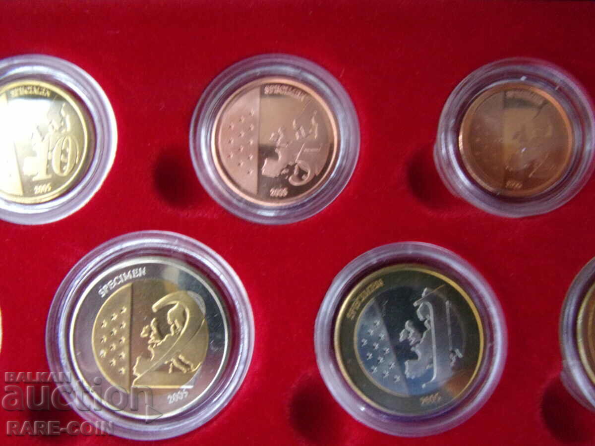 Licitație RS(44) Vatican- Trial Euro SET 2005 + medalie de argint-''999