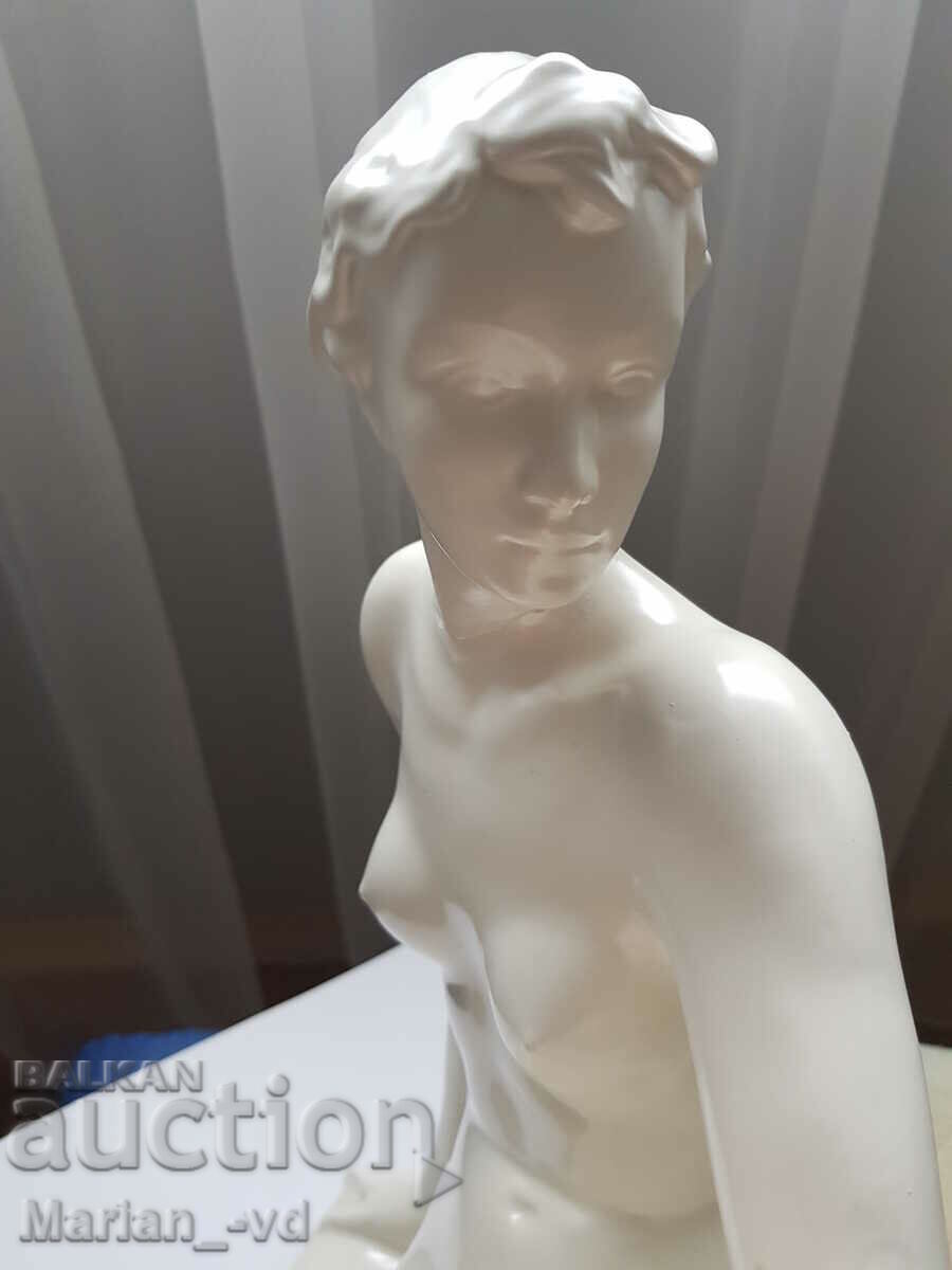 Delivery of Old German porcelain figure of a female body Delivery of Old German porcelain figure of a female body