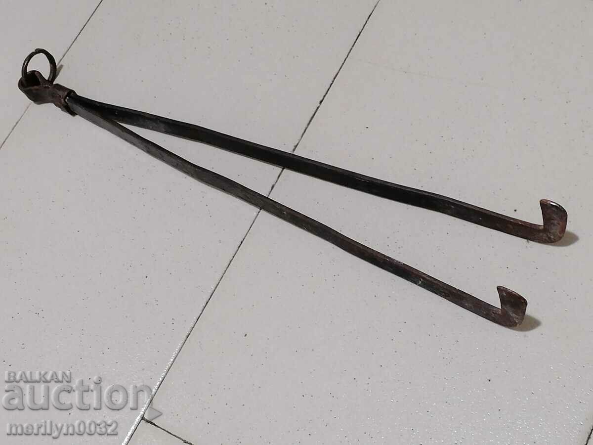 Стара маша, дилаф, ковано желязо с цена 32.00 лв. | € 16.36