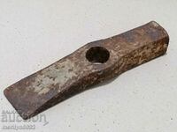 Стар български дюлгерски чук инструмент сечиво ковано желязо
