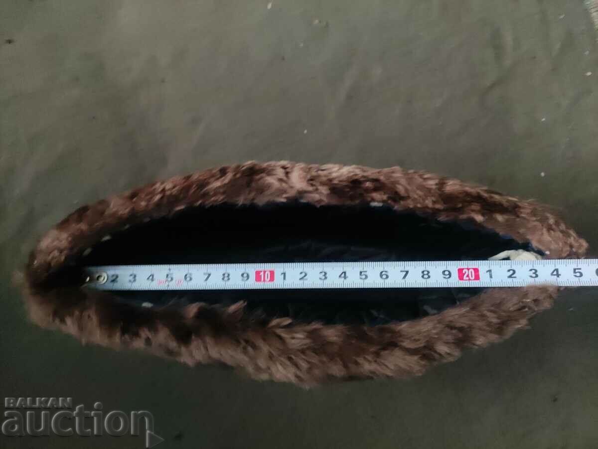 Auction Crop for a costume Auction Crop for a costume