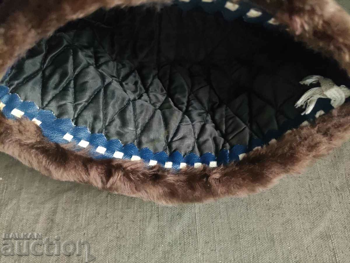 Delivery of Crop for a costume Delivery of Crop for a costume