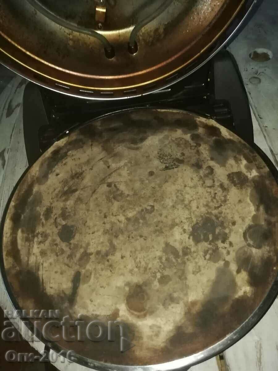 Delivery of Delizia Pizza Express pizza machine, black Delivery of Delizia Pizza Express pizza machine, black