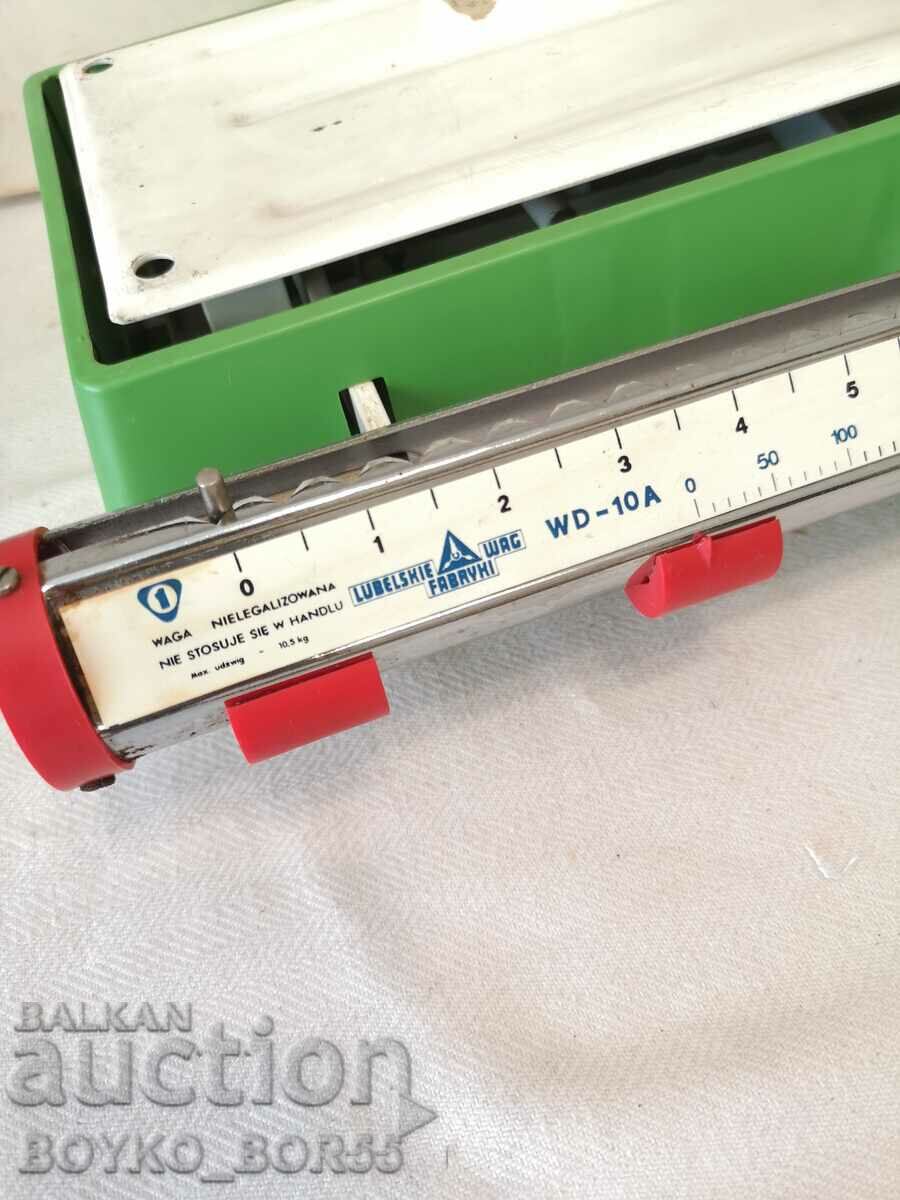 Delivery of Vintage Retro Scales by Sotsa Vezna Nova Delivery of Vintage Retro Scales by Sotsa Vezna Nova