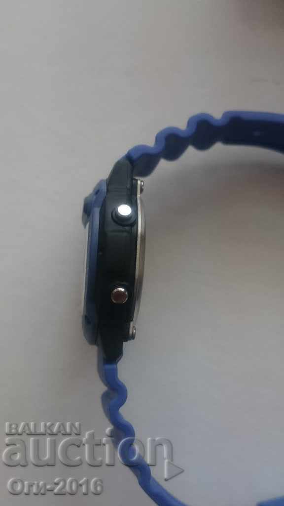 Auction CASIO Collection Illuminator Watch Auction CASIO Collection Illuminator Watch