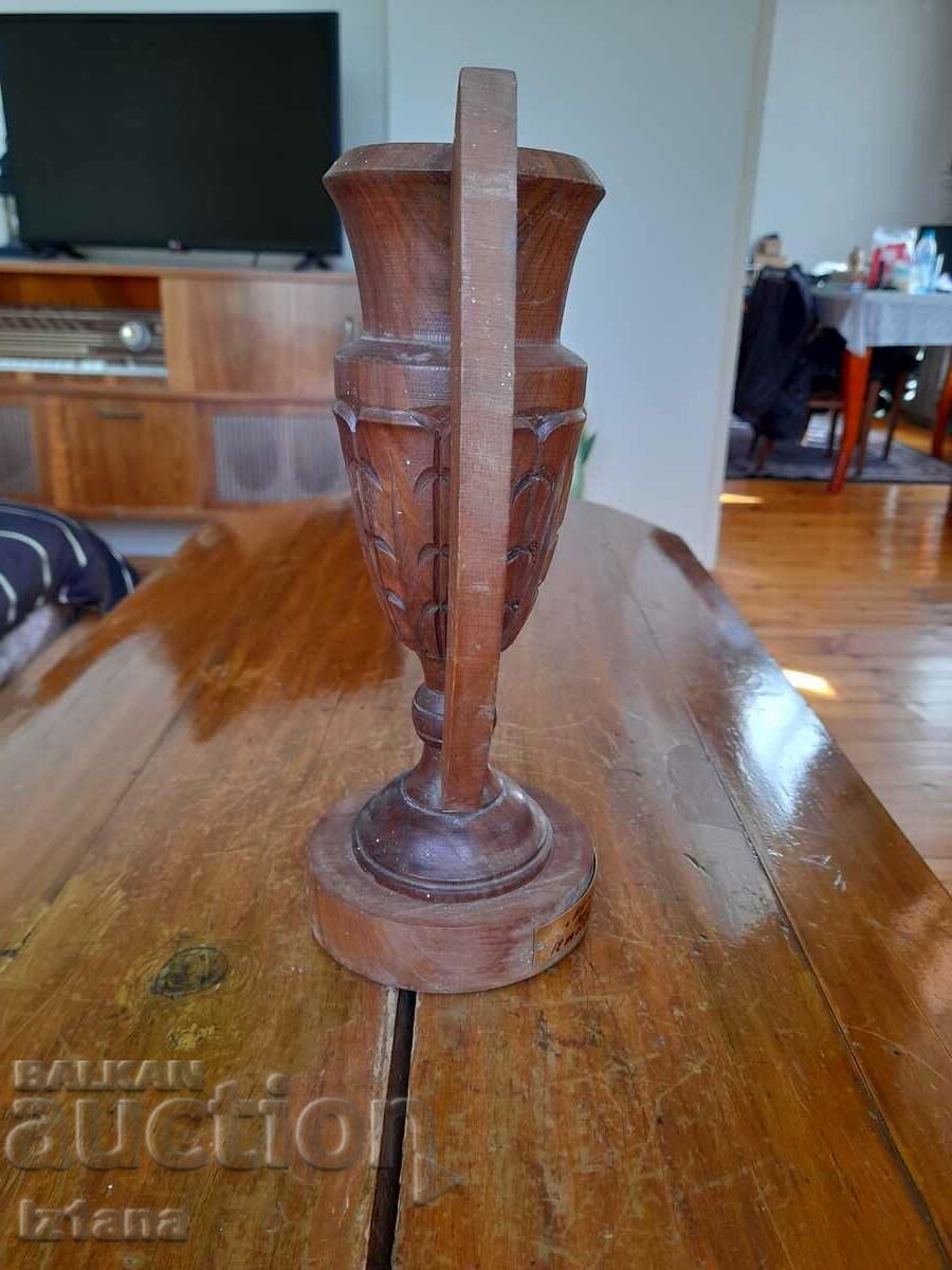 Delivery of An old wooden bowl Delivery of An old wooden bowl