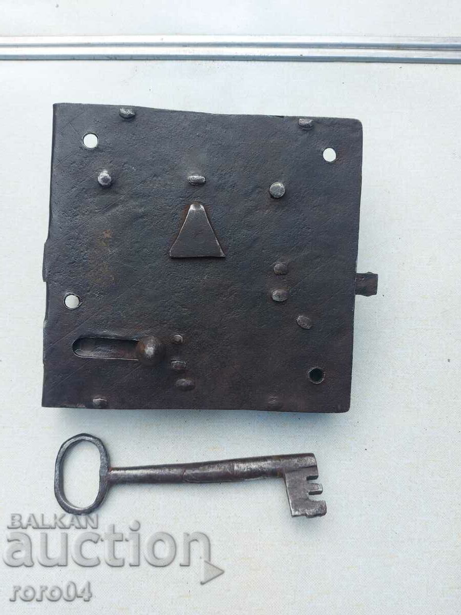 LOCK - FORGED - 250 YEARS OLD - WORKING