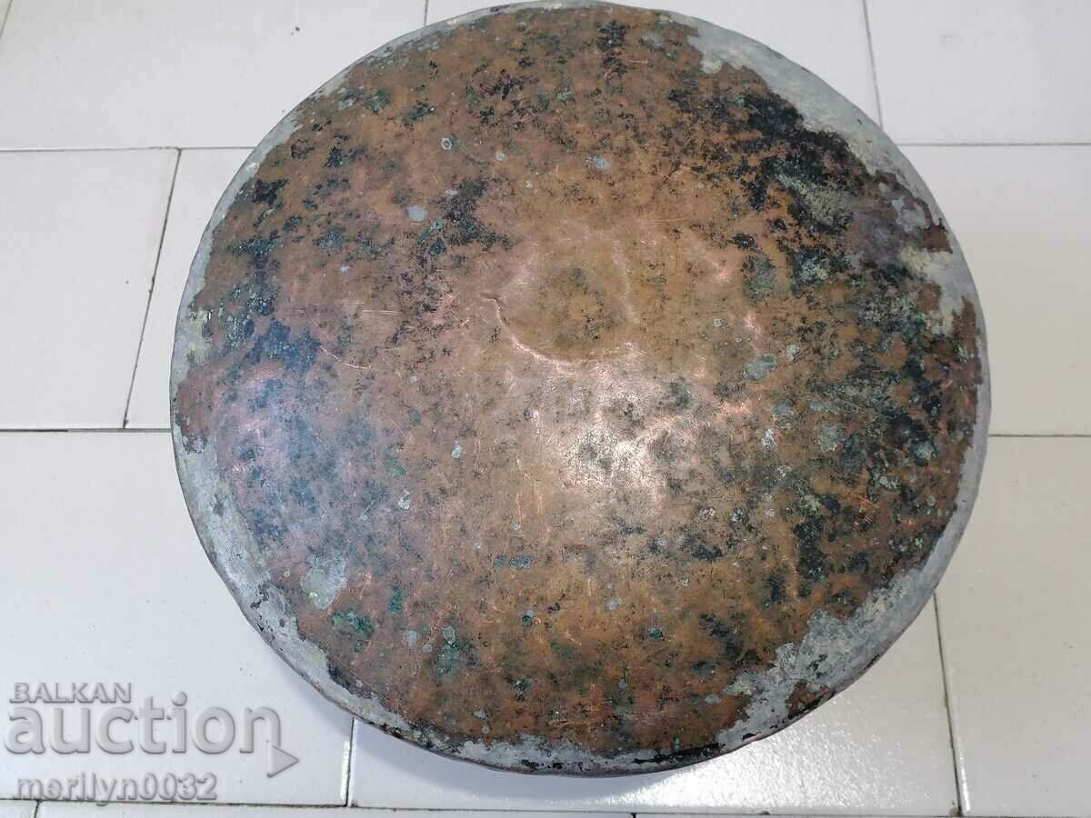 Delivery of Tinned cauldron, copper coin, copper coin, copper vessel Delivery of Tinned cauldron, copper coin, copper coin, copper vessel