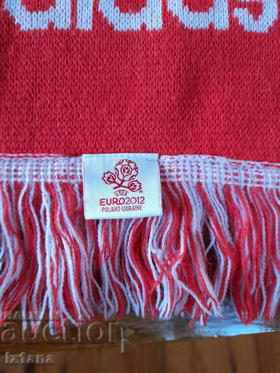 Delivery of Old England scarf