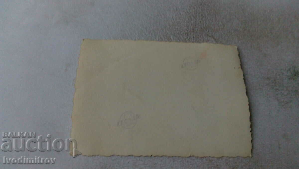 Photo Soldier men women and children on the street with price 1.35 BGN | € 0.69 Photo Soldier men women and children on the street with price 1.35 BGN | € 0.69