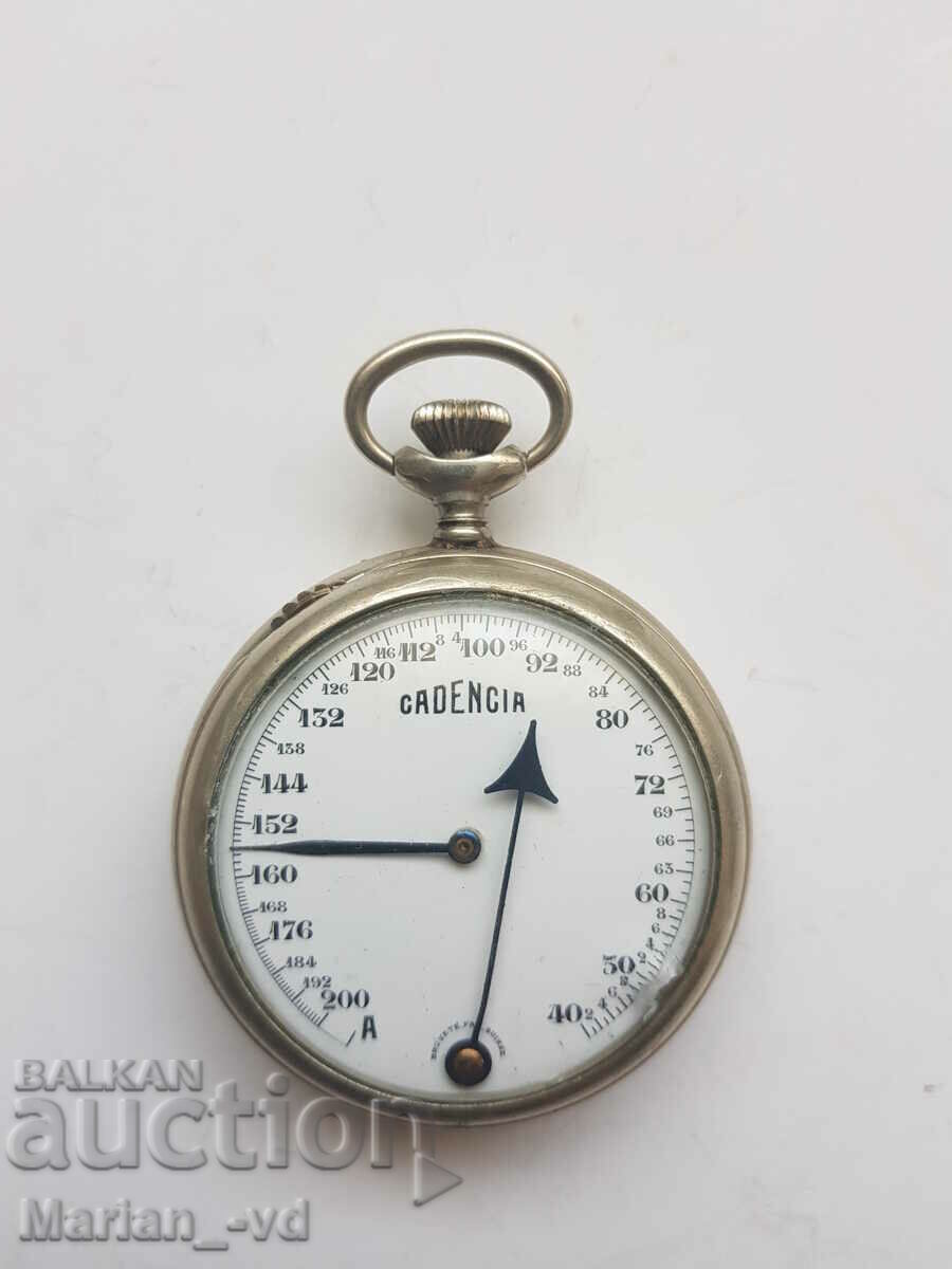 metronom de buzunar cu preț 80.00 BGN | € 40.90