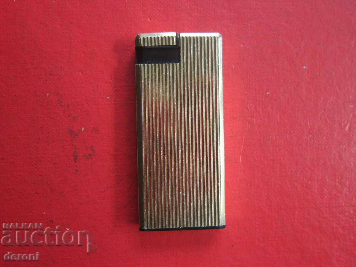 Auction Gold plated Hudson lighter Auction Gold plated Hudson lighter
