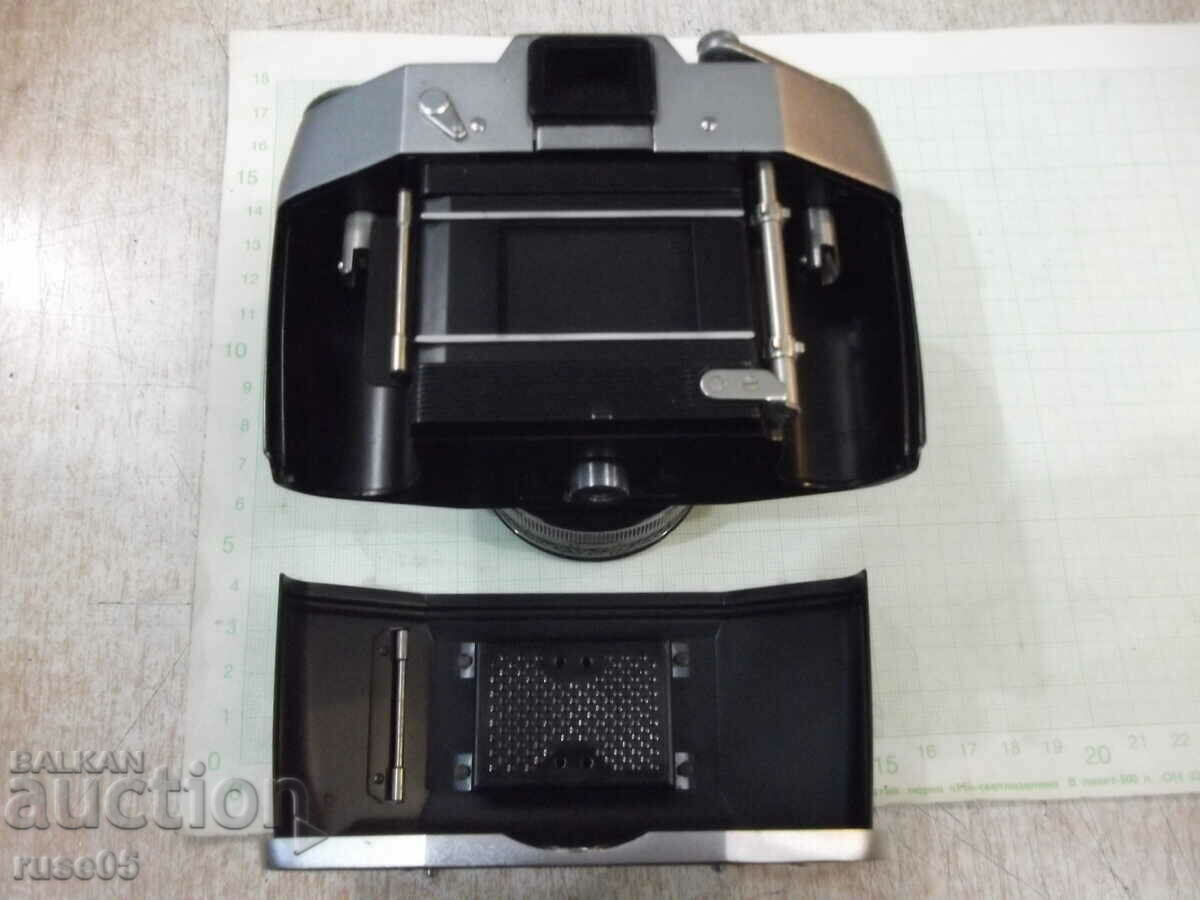 "EXA II a" camera with leather case - 7