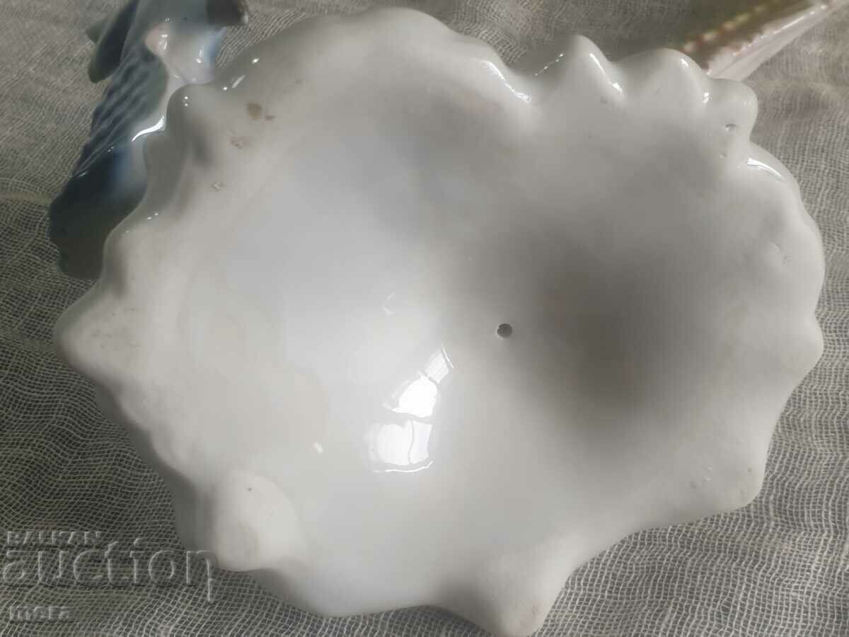 Large porcelain figure of a parrot - 5 Large porcelain figure of a parrot - 5