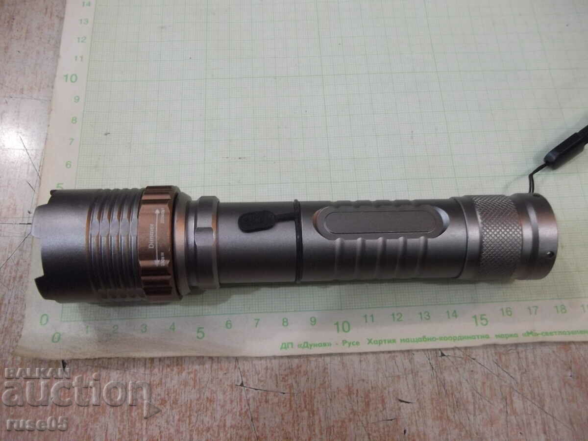 Auction  Lantern battery adjustable new working