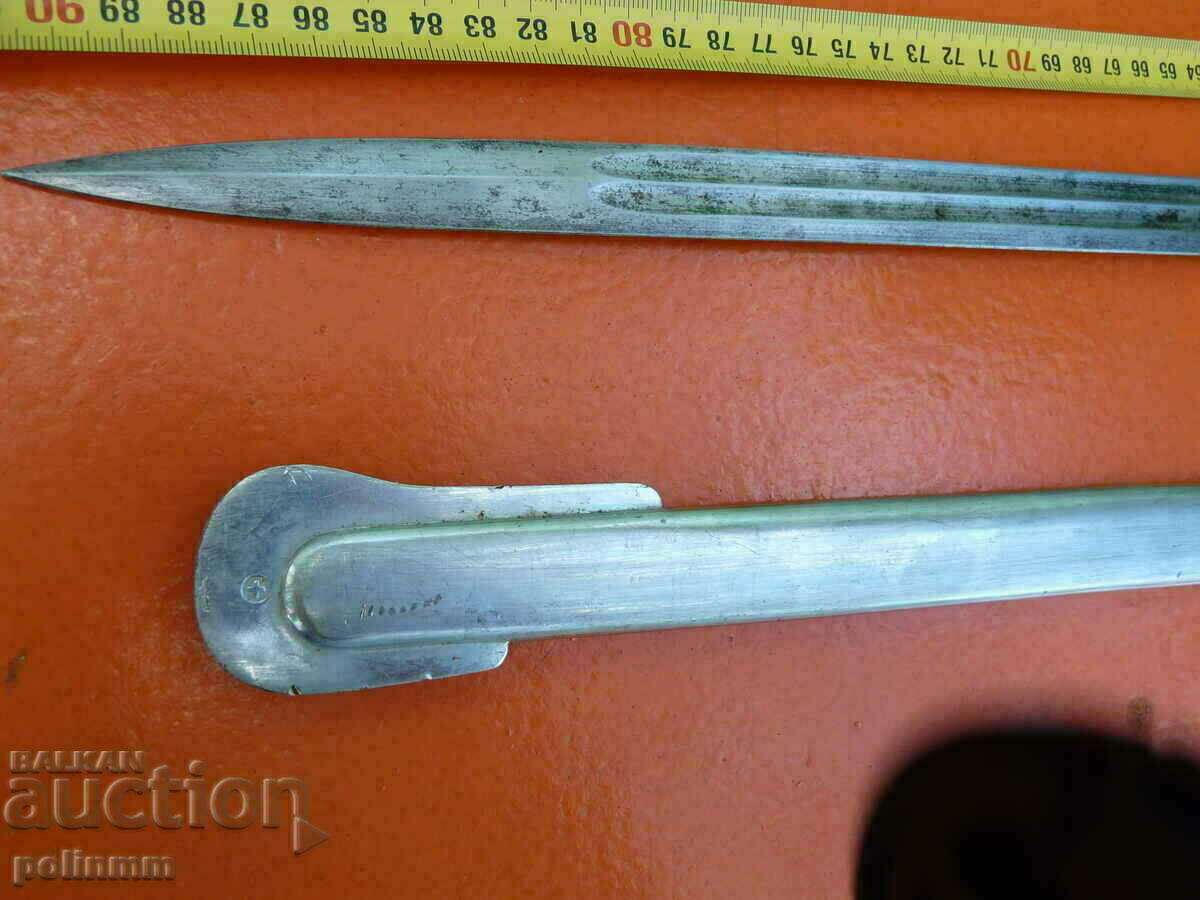 Delivery of Swiss saber