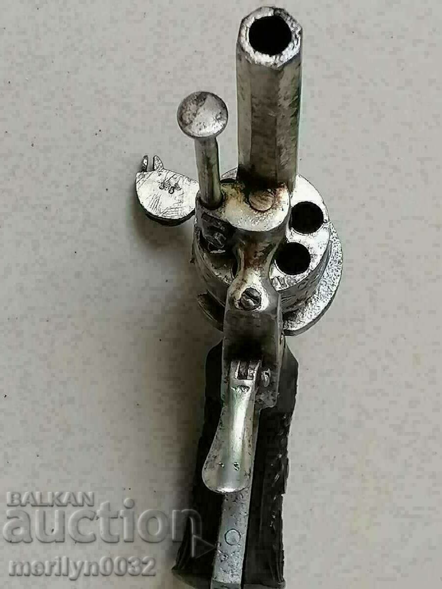 Pin revolver Lefoucher 7mm 80s 19th century pistol - 5 Pin revolver Lefoucher 7mm 80s 19th century pistol - 5