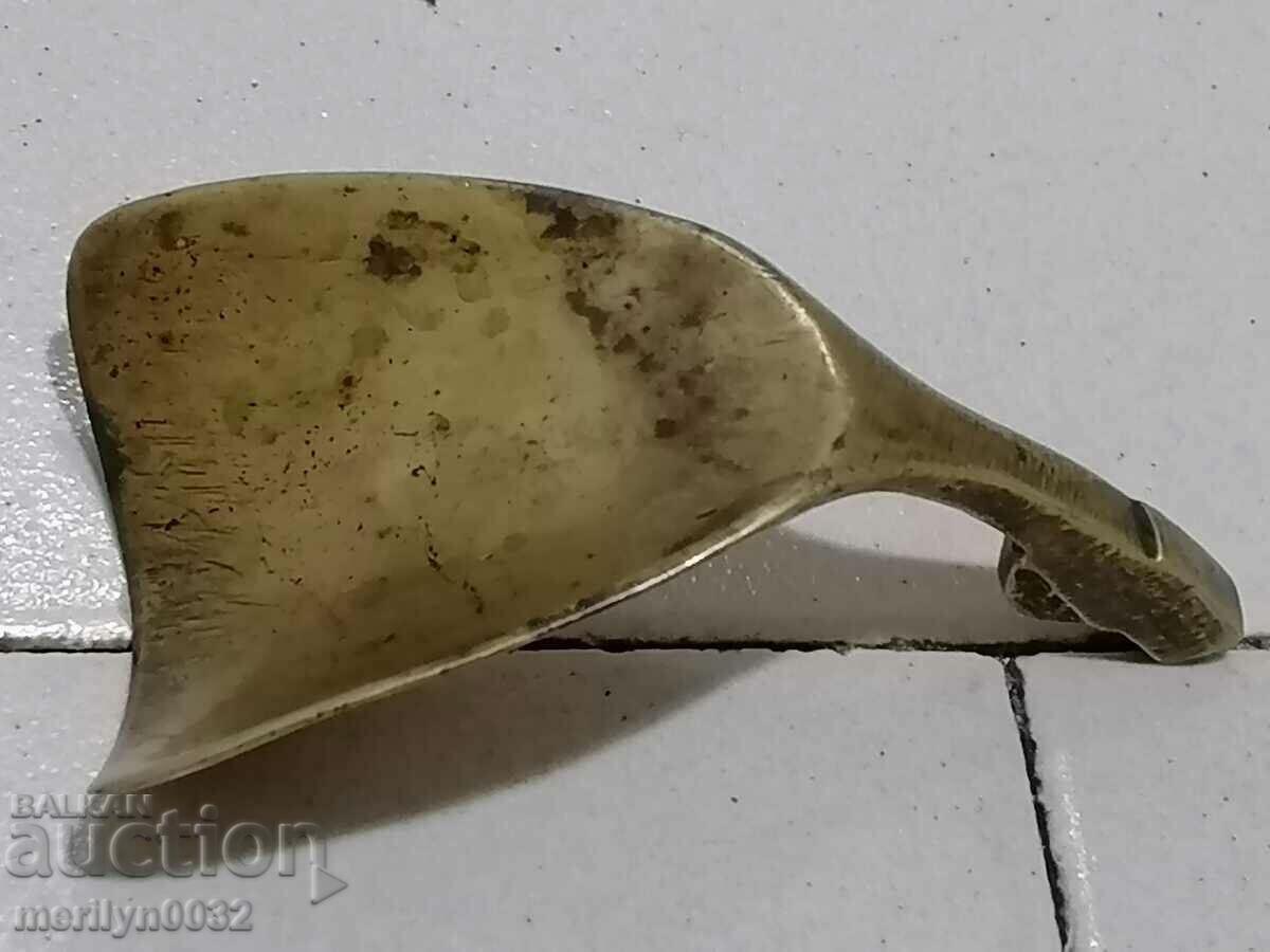 Delivery of Old bronze shoemaker late 19th century