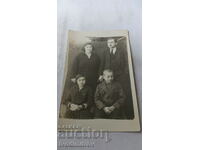 Fotografie Lyaskovets Bărbat, femeie și doi copii 1931