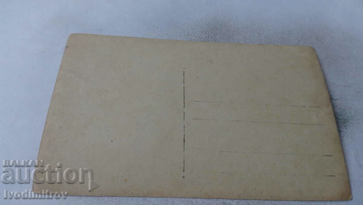 Photo Young men and women in a boat for excursions with price 1.65 BGN | € 0.84 Photo Young men and women in a boat for excursions with price 1.65 BGN | € 0.84