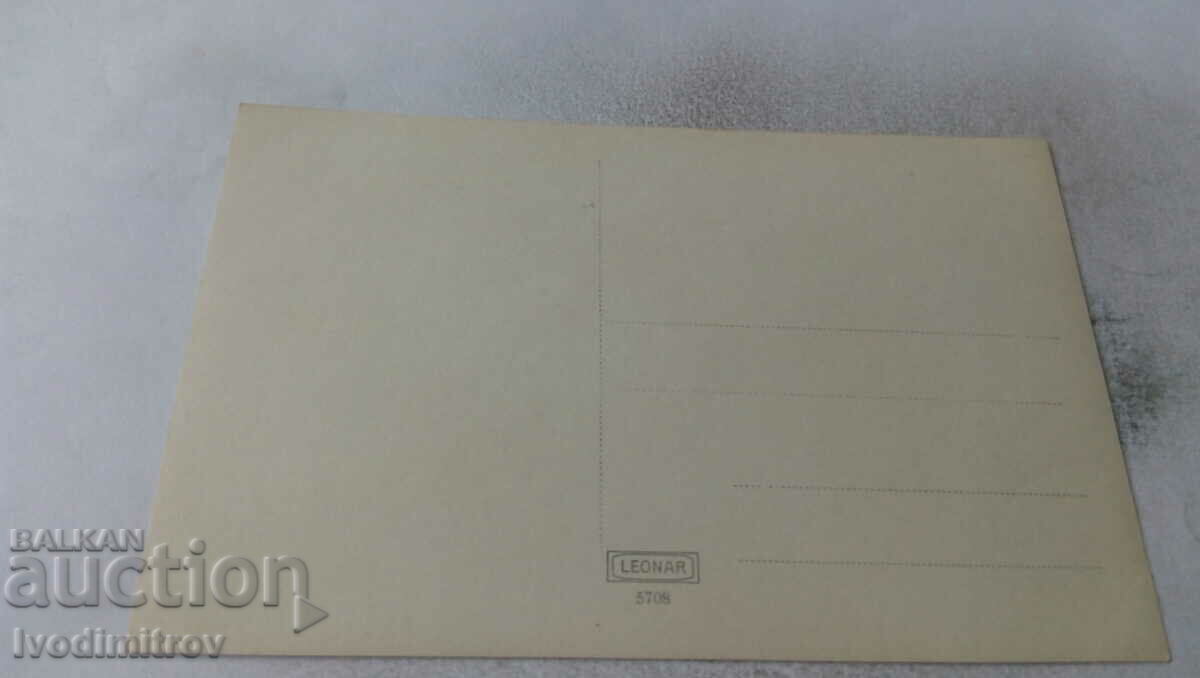 Photo Young men and baby on the meadow with price 1.35 BGN | € 0.69 Photo Young men and baby on the meadow with price 1.35 BGN | € 0.69