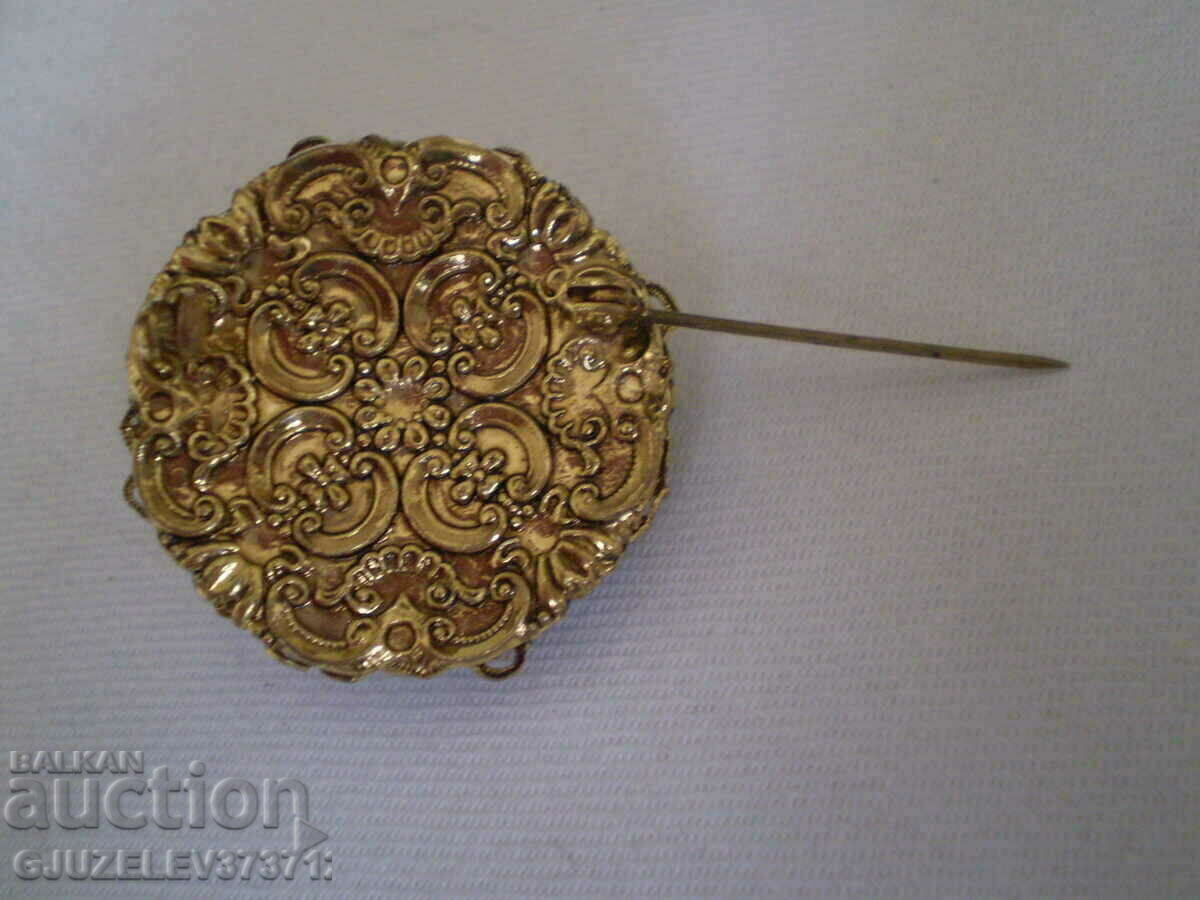Delivery of vintage STYLISH Ladies brooch Delivery of vintage STYLISH Ladies brooch