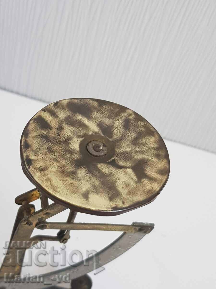 Auction Old small postal scale Auction Old small postal scale