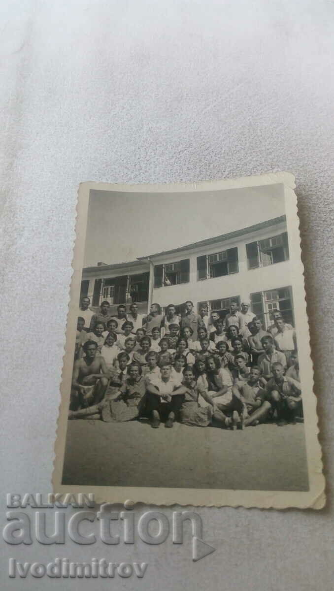 Fotografie Tinerii din colonie 1938