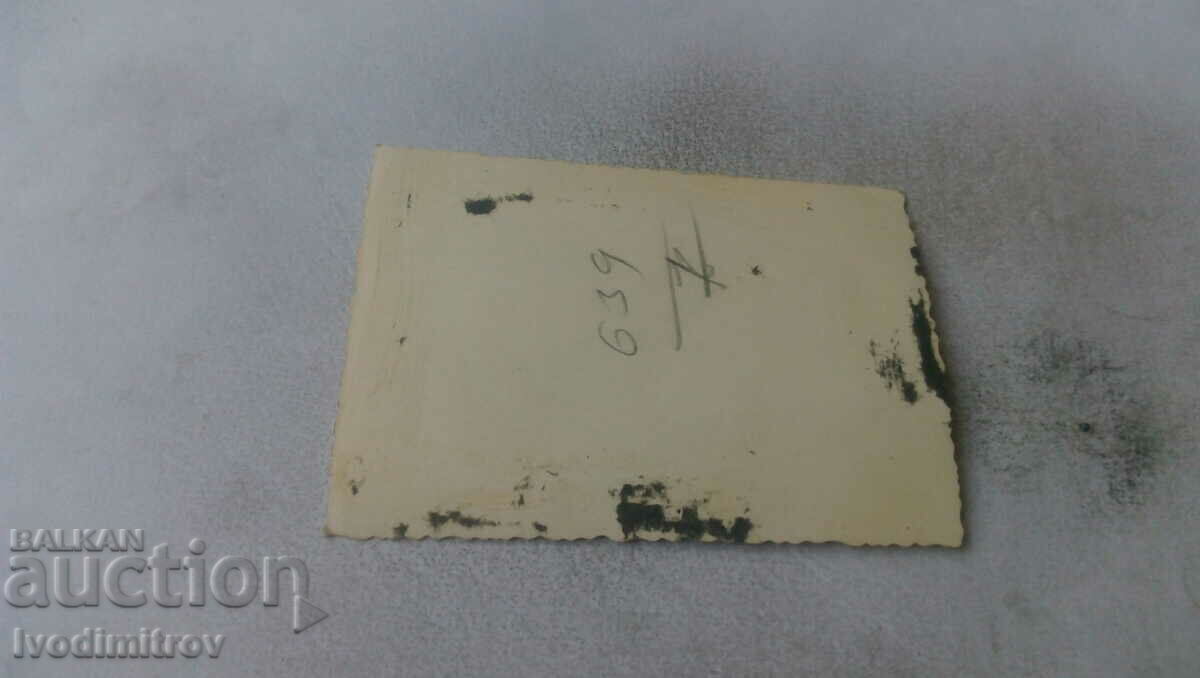 Photo Men and women dancing the waltz with price 1.35 BGN | € 0.69