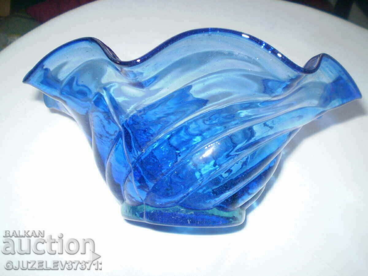 Auction  Large Cobalt Blue Glass Bowl