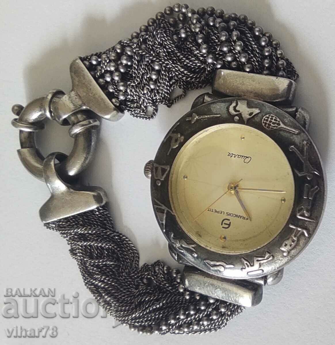 BRAND LADIES QUARTZ WATCH WITH SILVER CHAIN with price 149.99 BGN | € 76.69