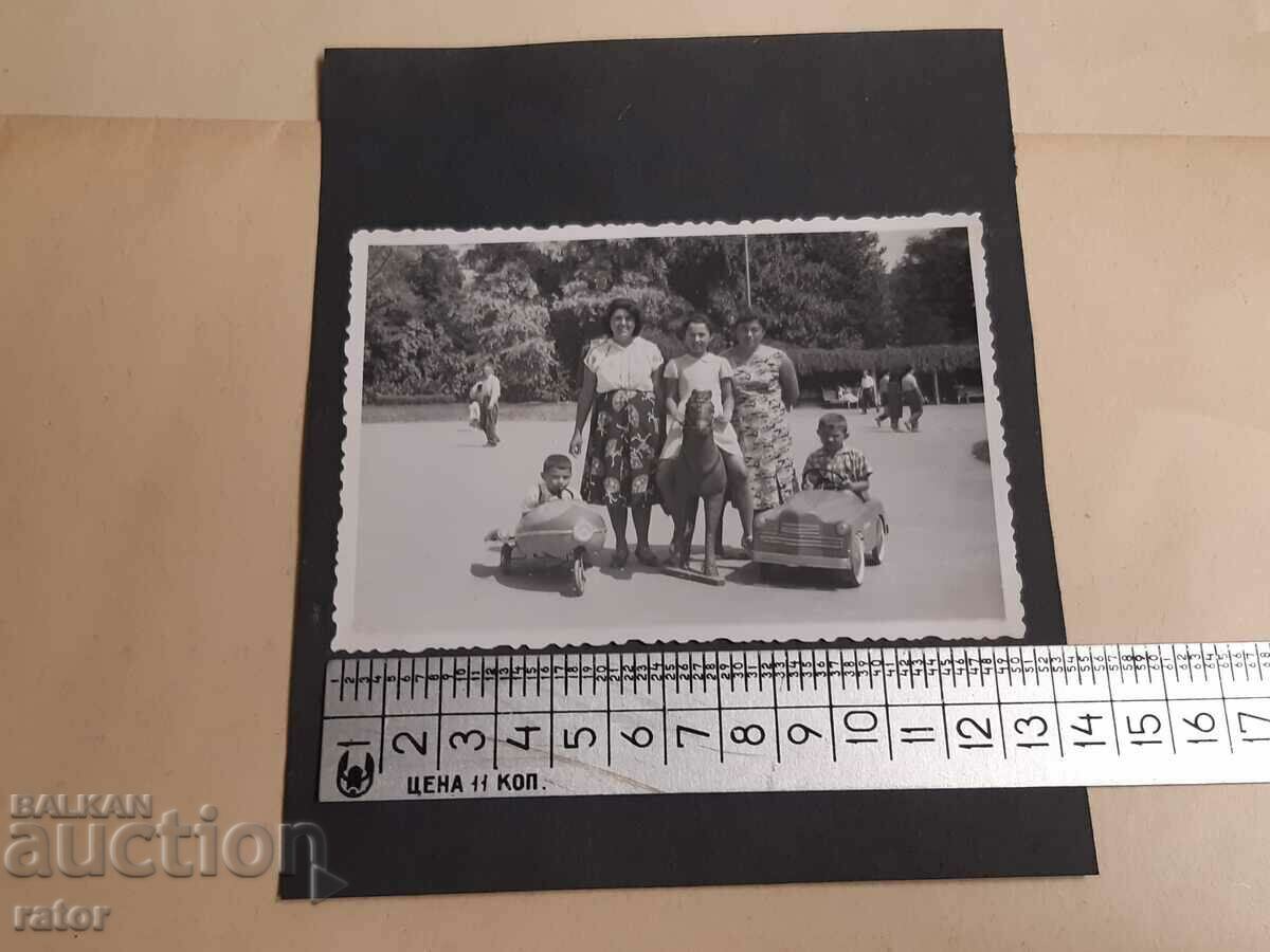 Old children's car, cars with pedals - photo, photography with price 10.00 BGN | € 5.11 Old children's car, cars with pedals - photo, photography with price 10.00 BGN | € 5.11