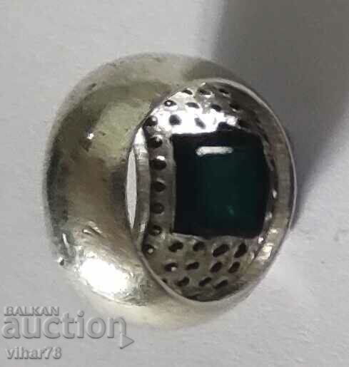 Delivery of SOLID SILVER RING WITH TOURMALINE AND FORGED ZIRCONIA Delivery of SOLID SILVER RING WITH TOURMALINE AND FORGED ZIRCONIA