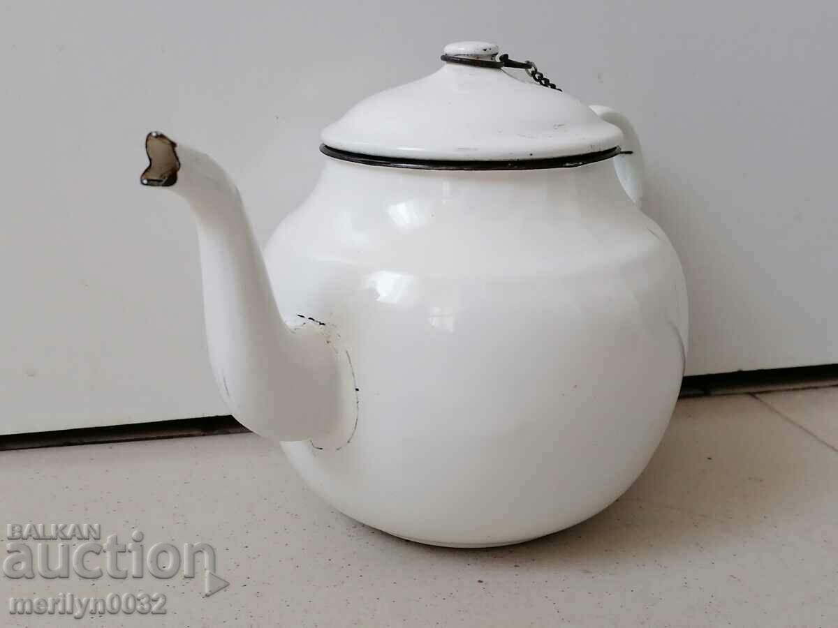 Ceainic emailat din soca, vas cu email NRB cu preț 42.00 BGN | € 21.47 Ceainic emailat din soca, vas cu email NRB cu preț 42.00 BGN | € 21.47