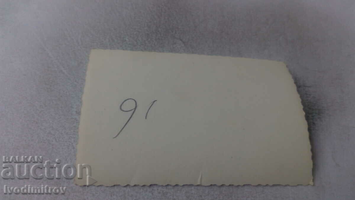 Φωτογραφία Μια ομάδα αξιωματικών πάνω από την πόλη με τιμή 1.65 BGN | € 0.84 Φωτογραφία Μια ομάδα αξιωματικών πάνω από την πόλη με τιμή 1.65 BGN | € 0.84