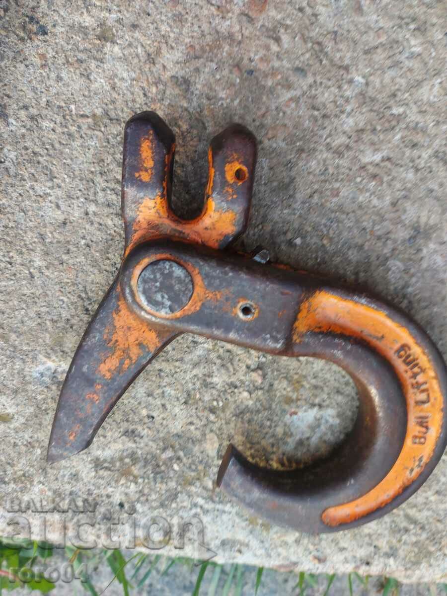 Auction  FAUCET HOOK WITH COUNTER