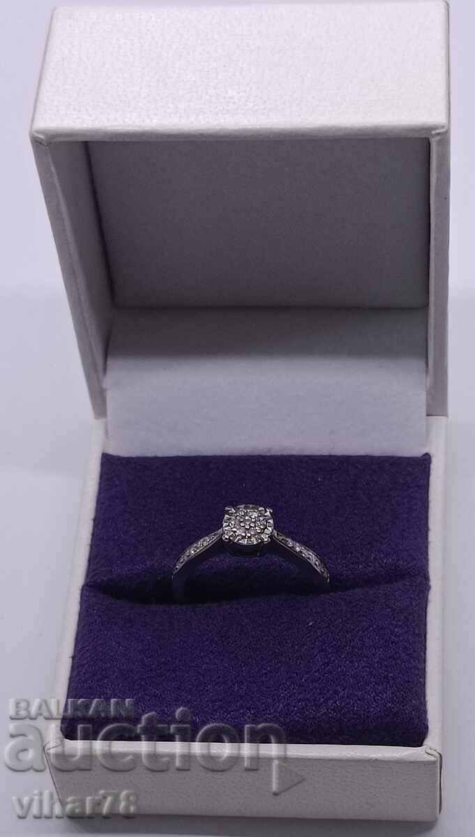 Auction 9K WHITE GOLD DIAMOND RING Auction 9K WHITE GOLD DIAMOND RING