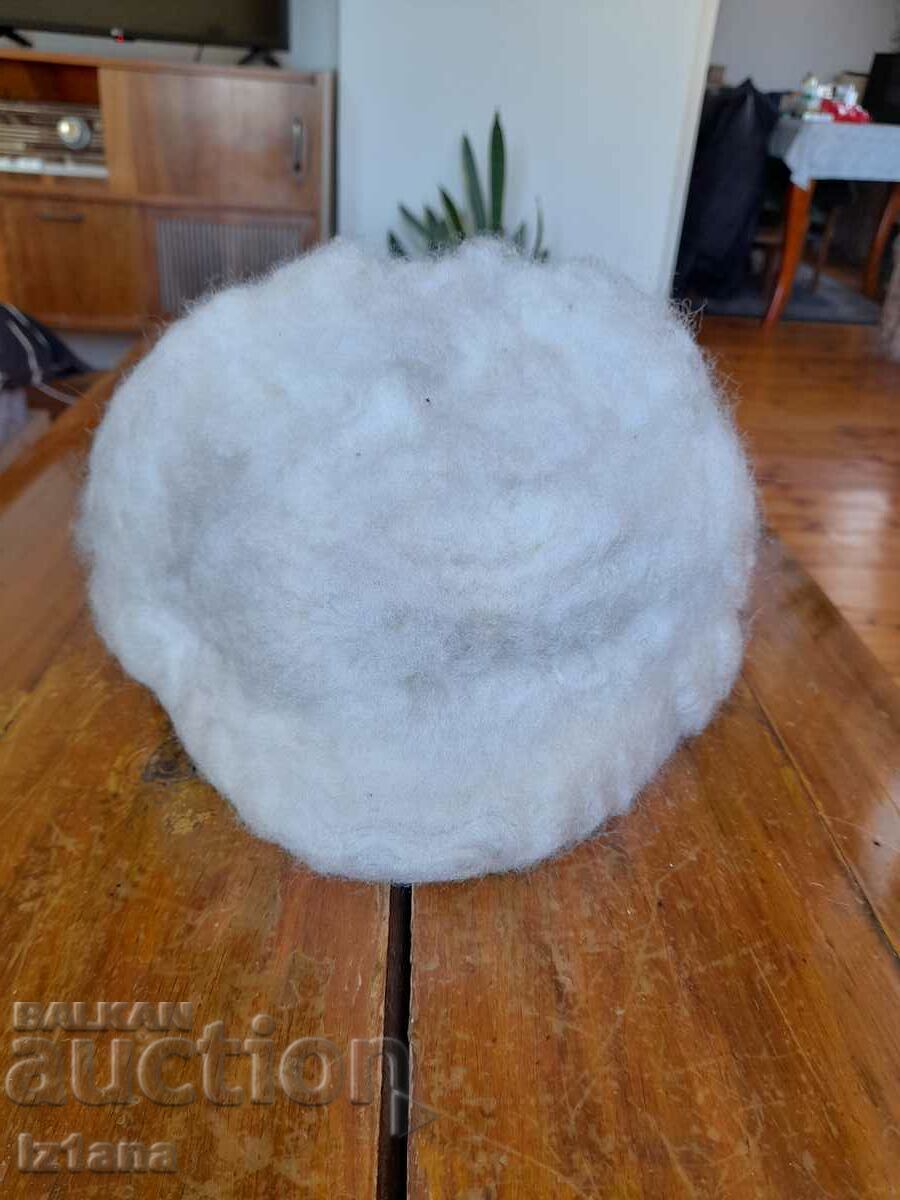 Old lady's hat with price 20.00 BGN | € 10.23