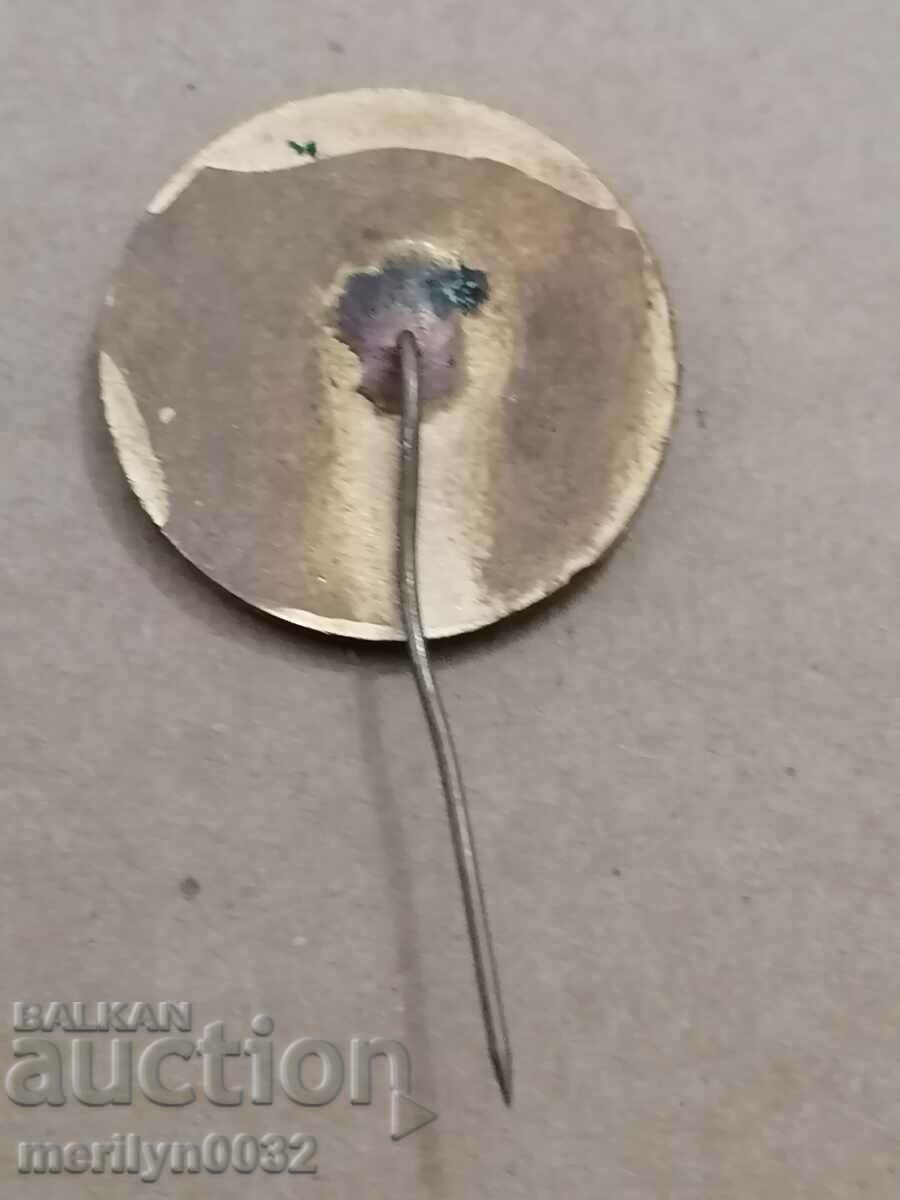 Παράδοση Διακριτικό μετάλλιο με το μετάλλιο