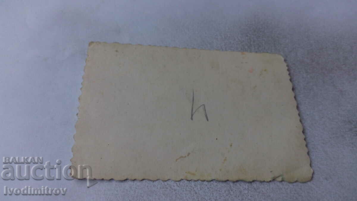 Photo Two young girls with price 1.35 BGN | € 0.69 Photo Two young girls with price 1.35 BGN | € 0.69