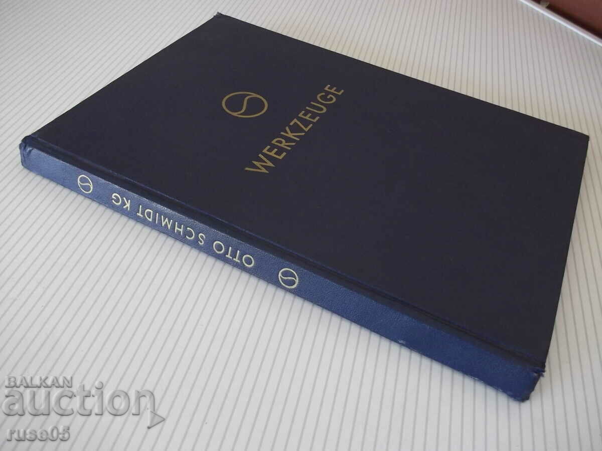 Book "WERKZEUNGE" - 160 pages. - 7 Book "WERKZEUNGE" - 160 pages. - 7