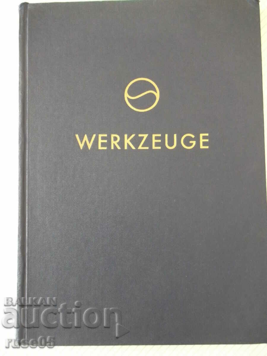 Book "WERKZEUNGE" - 160 pages.