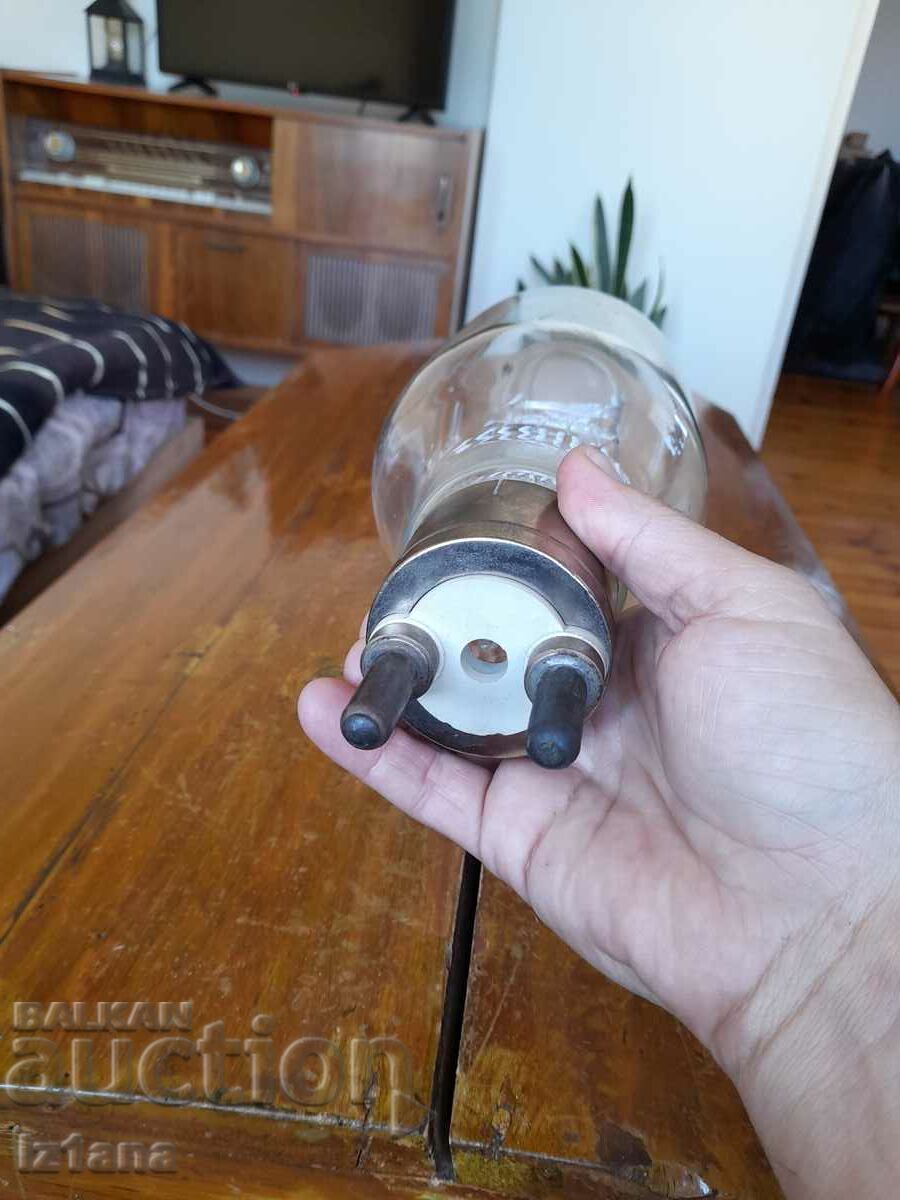 Delivery of Old Osram 5000w bulb