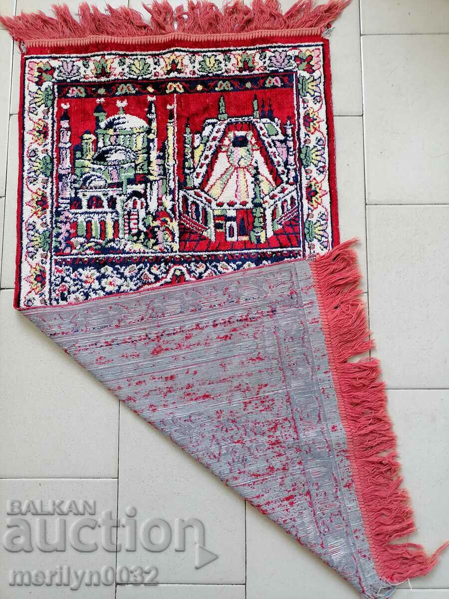 Muslim prayer rug carpet for wall carpet rug with price 59.00 BGN | € 30.17