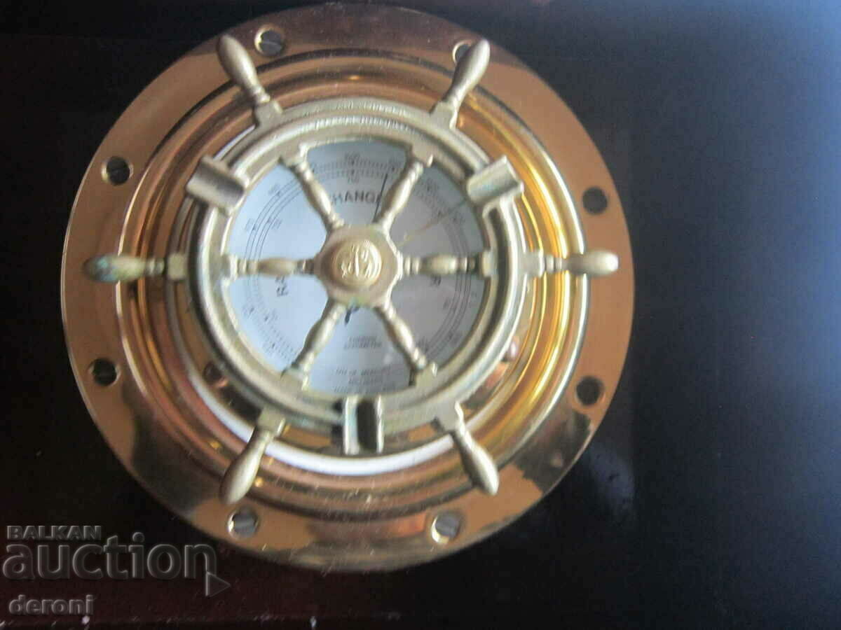 Аукцион Уникален бронзов барометър рул във витрина Аукцион Уникален бронзов барометър рул във витрина